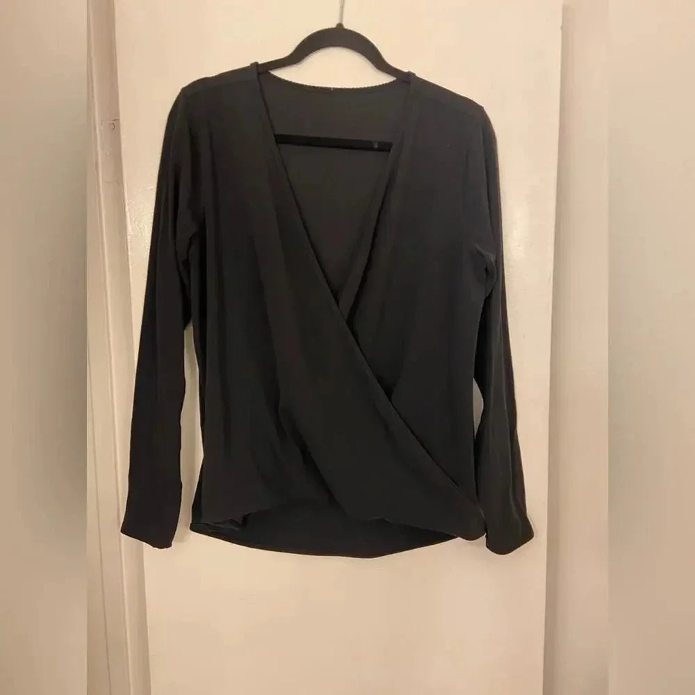 Lululemon Full Freedom Long Sleeve Black Size Medium - Picture 3 of 6